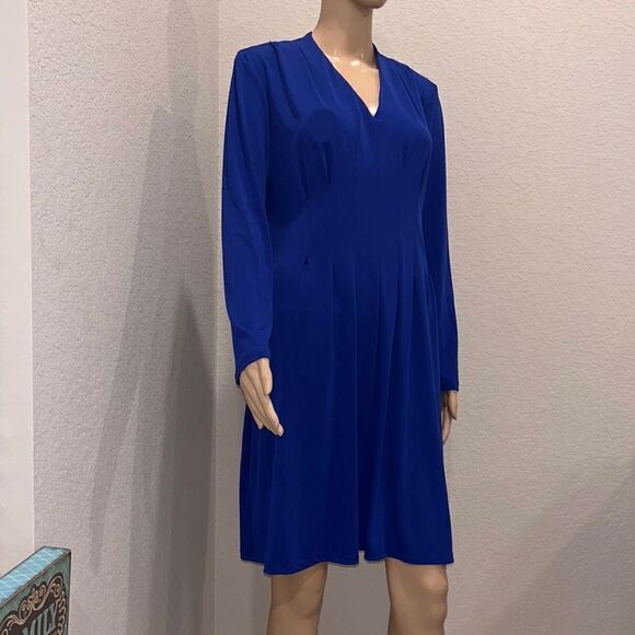Nwt Neiman Marcus  blue cocktail dress - Picture 1 of 6